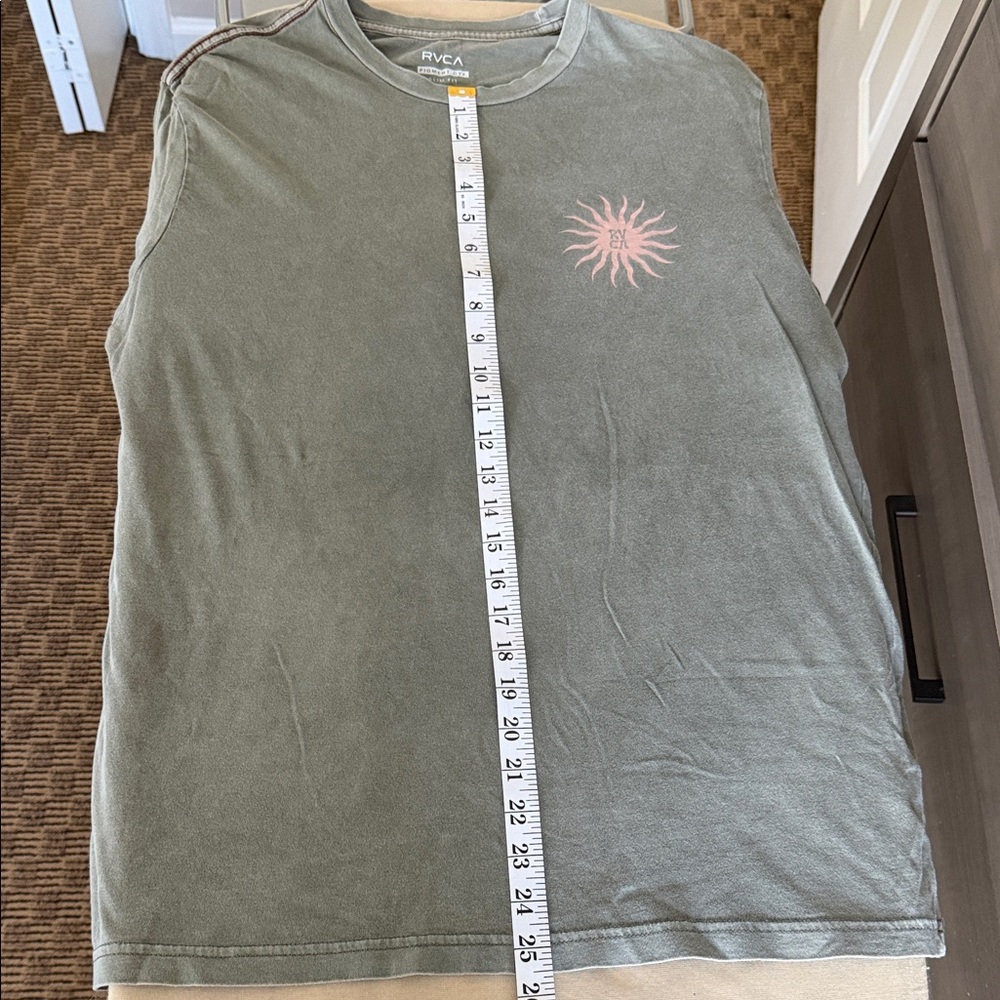 RVCA Men's Olive Short-Sleeve Graphic Tee with Pink Sun Motif - Picture 5 of 6